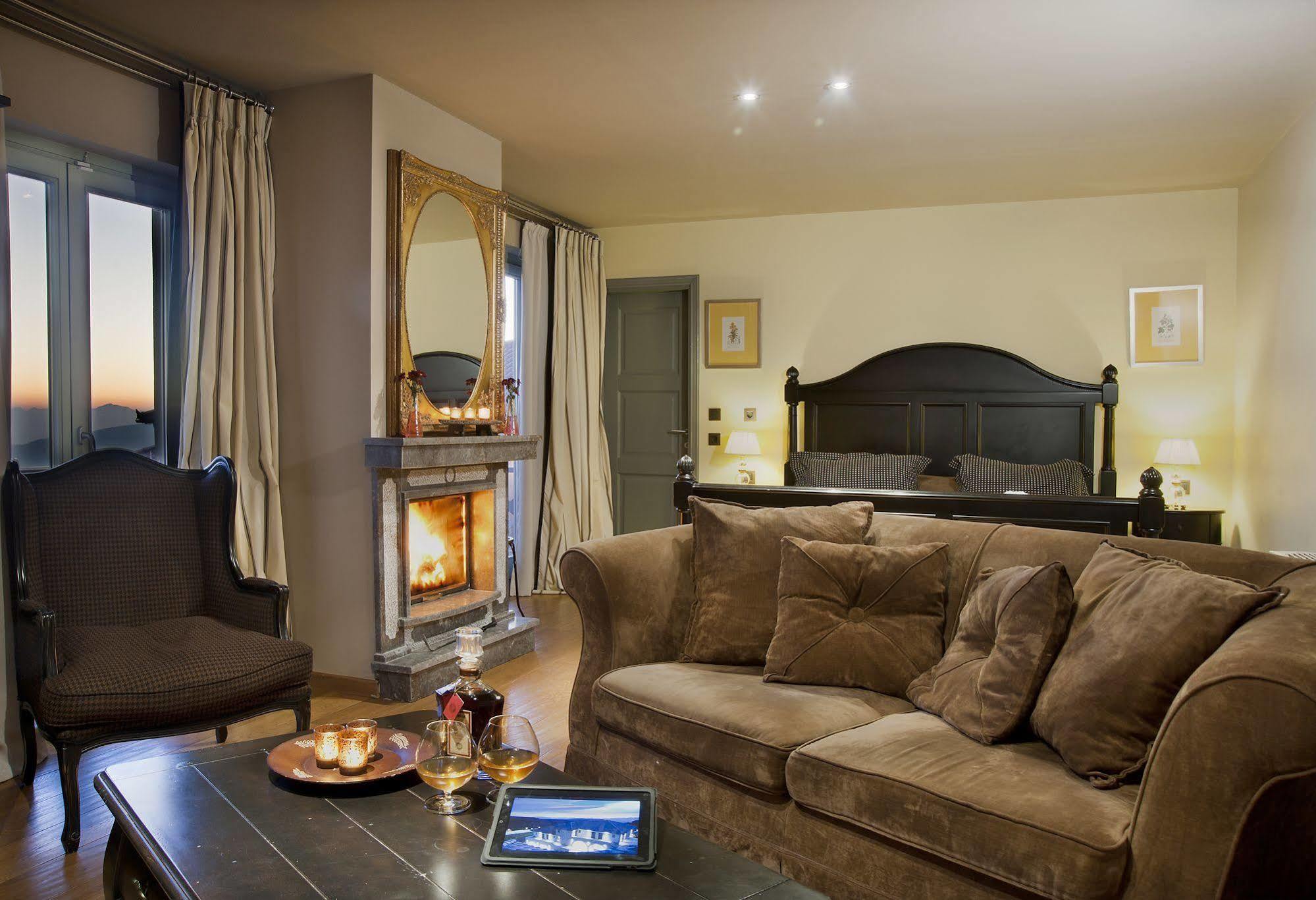 Aegli Arachova Hotel Kültér fotó